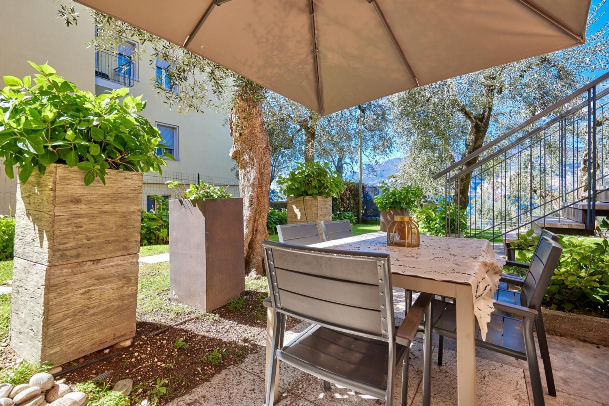 Callalillyjardin Μαλτσεζίνε Εξωτερικό φωτογραφία