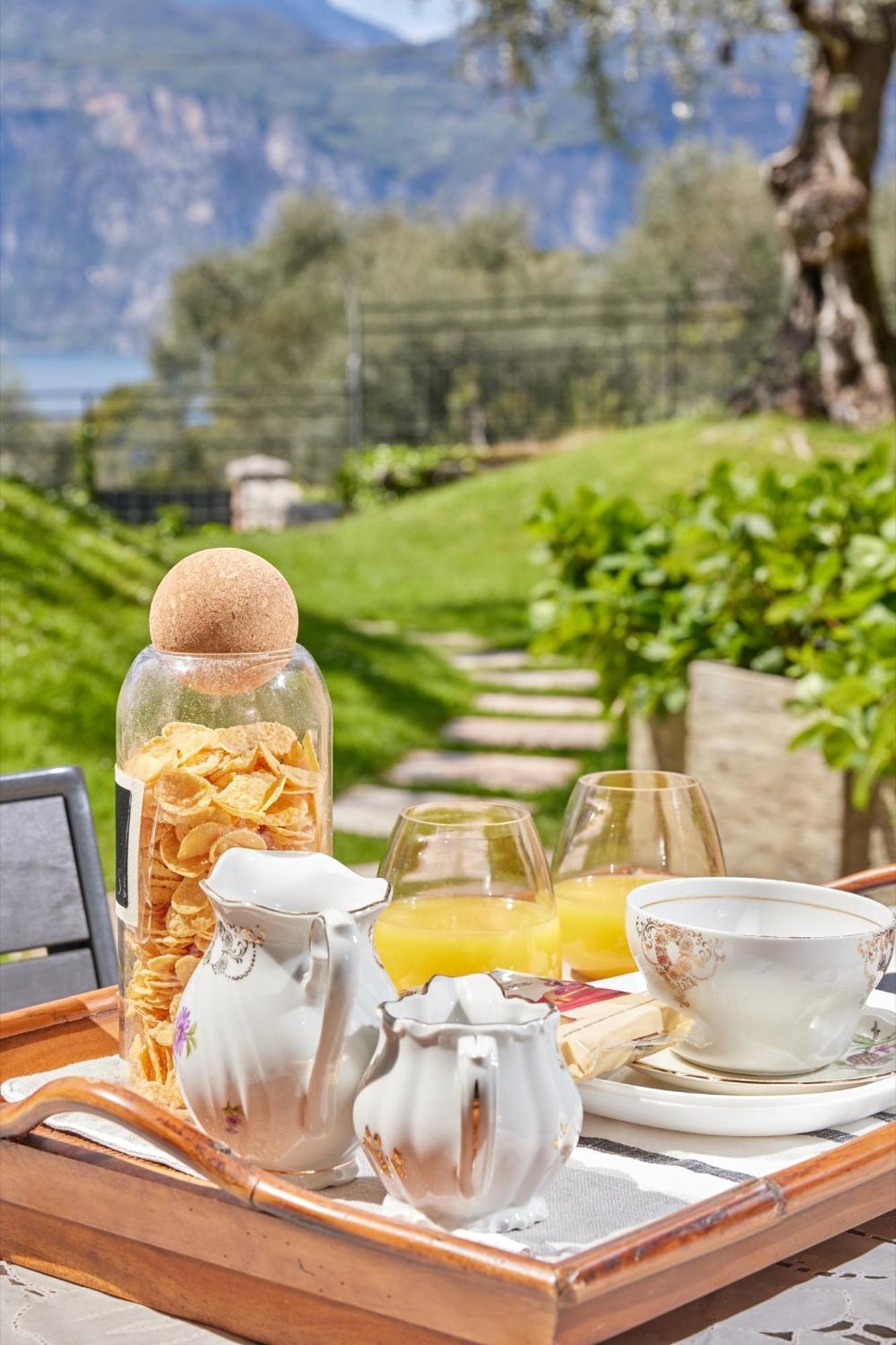 Callalillyjardin Μαλτσεζίνε Εξωτερικό φωτογραφία