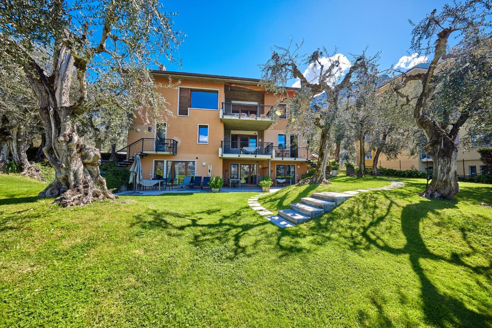 Callalillyjardin Μαλτσεζίνε Εξωτερικό φωτογραφία